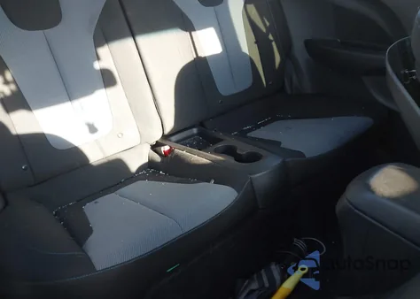 2019 Hyundai Veloster 2.0 z USA, uszkodzony, nr VIN KMHTG6AF9KU008698